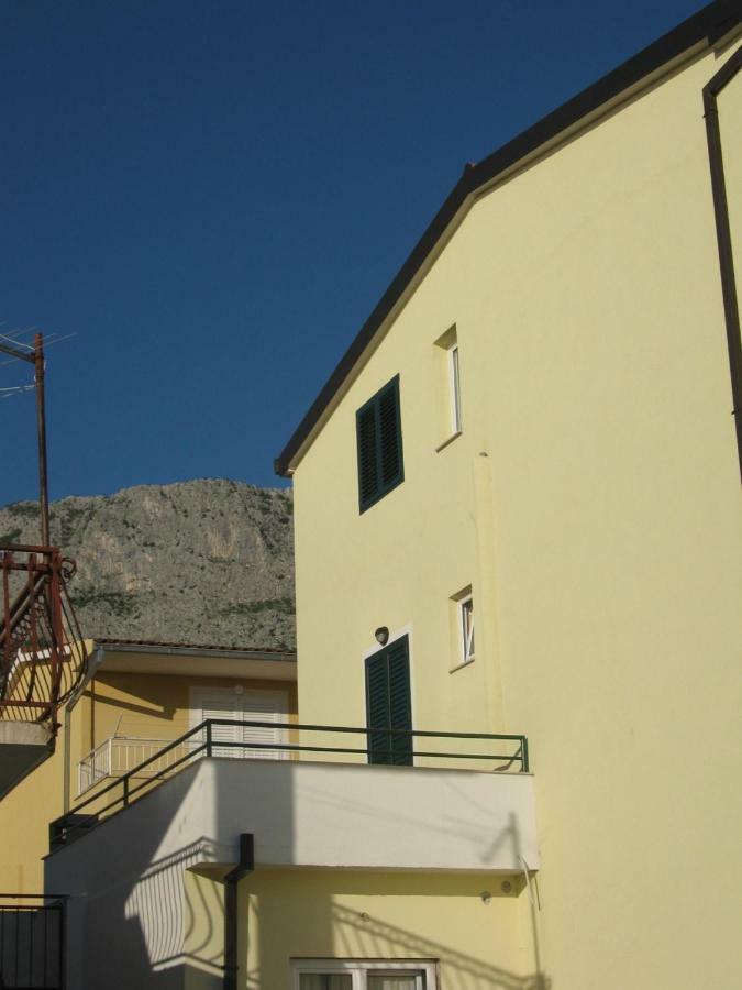 Apartmani Niko Podgora Exterior photo