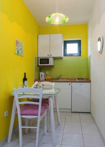 Apartmani Niko Podgora Exterior photo